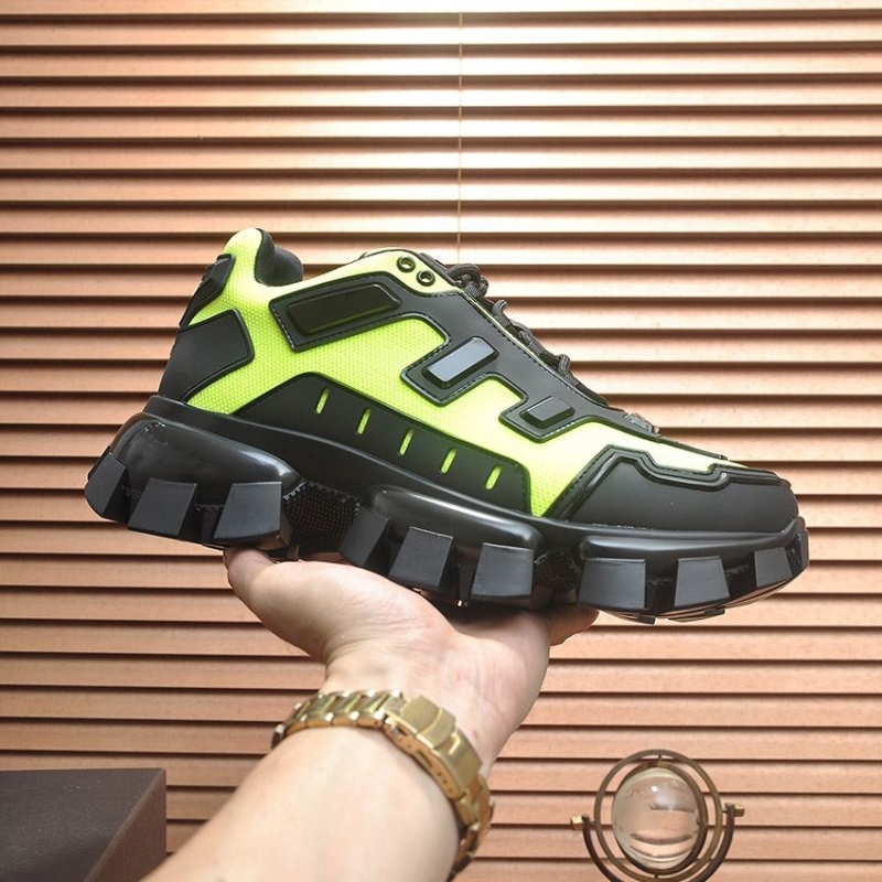 Pra*a casual shoes